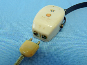 Acousticon Model A-335 Transistor Body Hearing Aid Bone Conduction Transducer with Newer Style Cord Unplugged